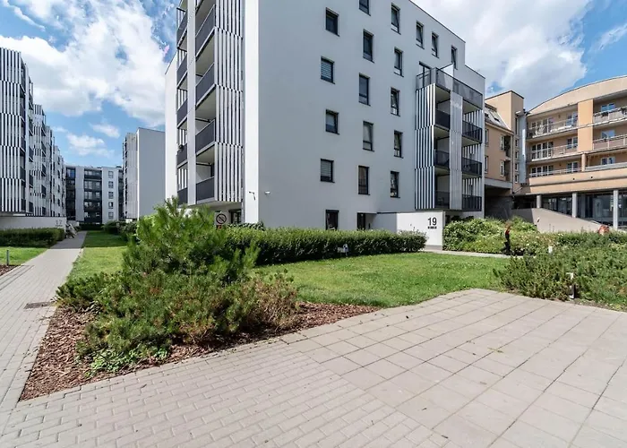 Modern Black Spot * פוזנן