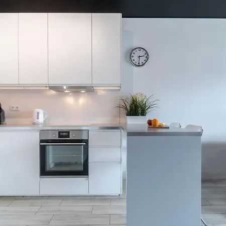 Modern Black Spot