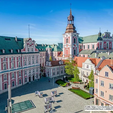 Modern Black Spot Poznań